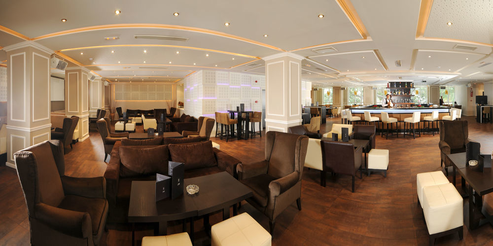 La Maison Blanche Hotel 5*